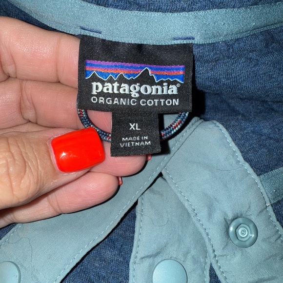 Patagonia Women’s Navy/Gray Quilted V-Neck Sweater. Sz XL - Picture 3 of 5